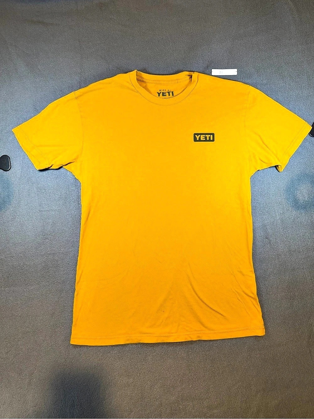 YETI Short Sleeve Logo T-Shirt Logo T-Shirt Yellow Size Medium